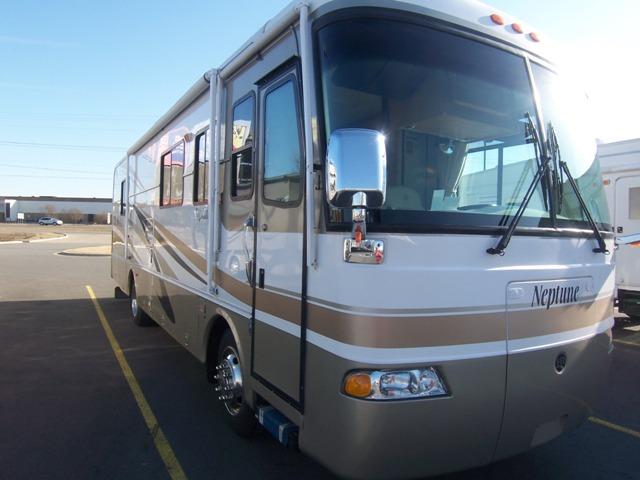 Used 2004 Holiday Rambler Neptune 32PBD Class A - Diesel For Sale